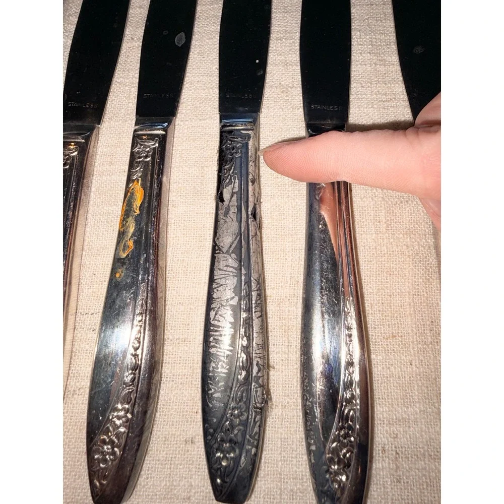 Oneida Damask Rose Silverplate Dinner Knives Stainless Blades Set of 6 Vintage